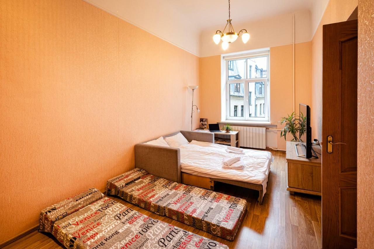Old Riga Quiet Apartment Bagian luar foto